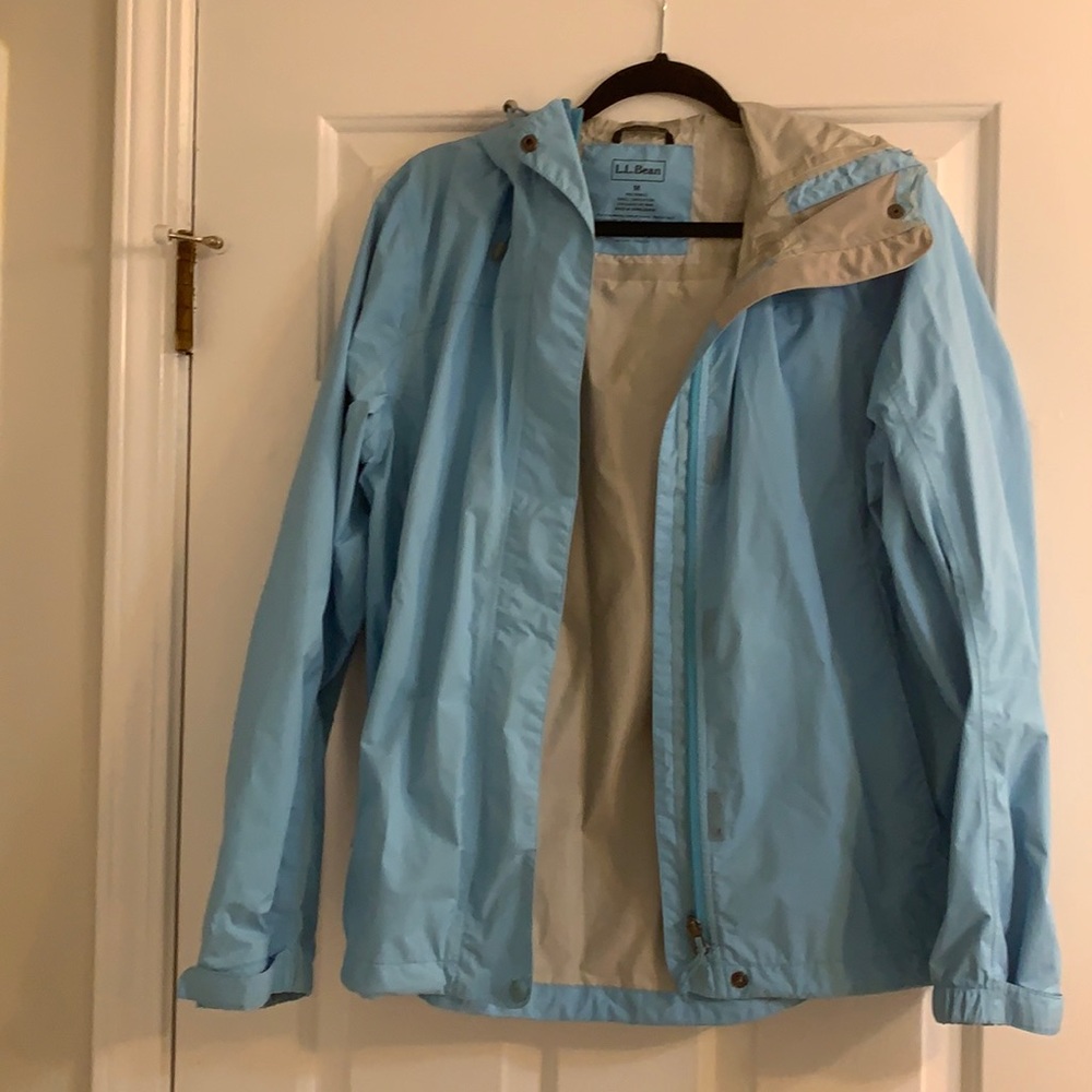 LL Bean women’s rain coat size medium